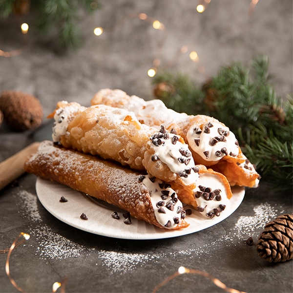 Homemade Vegan Cannoli 