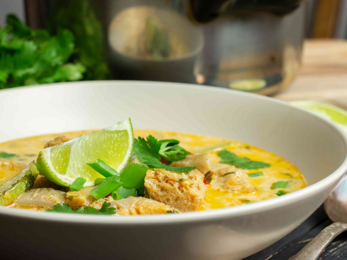 Coconut curry chick'n soup