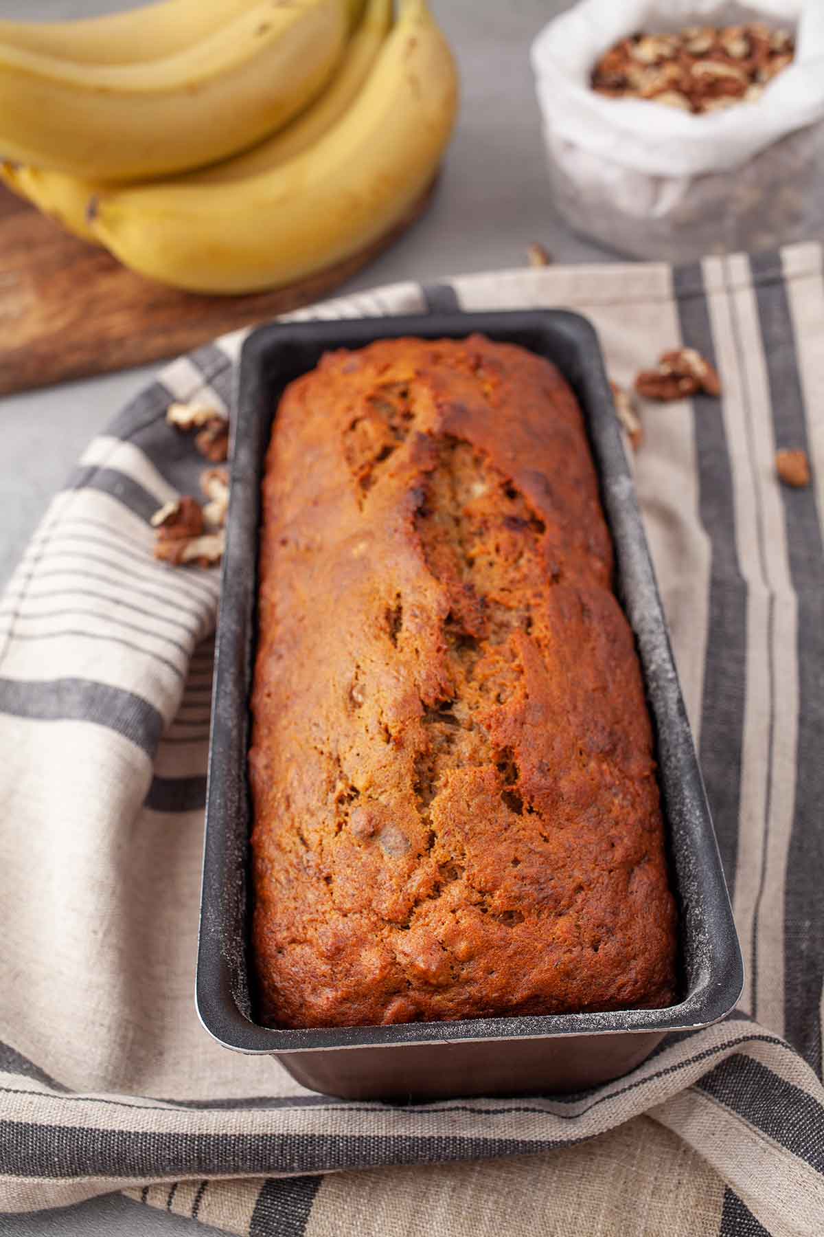 Easy Banana Nut Bread Recipe