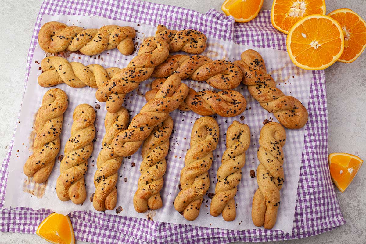 Koulourakia Greek Easter Cookies Traditional Recipe 