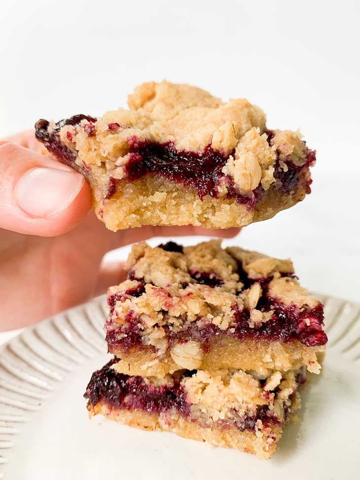 Vegan Berry Crumble Bars