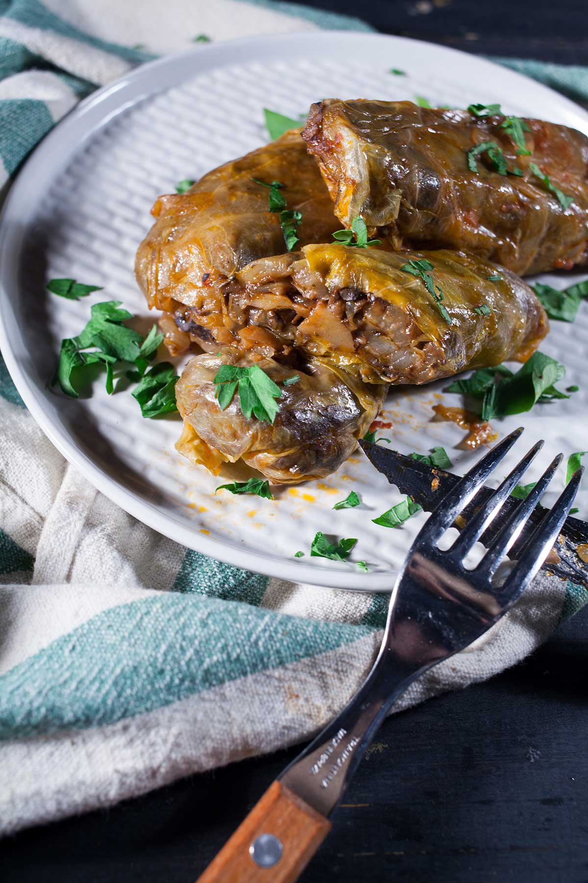 vegan recipe for cabbage rolls with mushrooms 